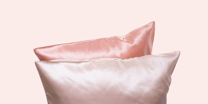 tuto_chouchou_taie_oreiller_satin tutoriel taie d'oreiller en satin rose